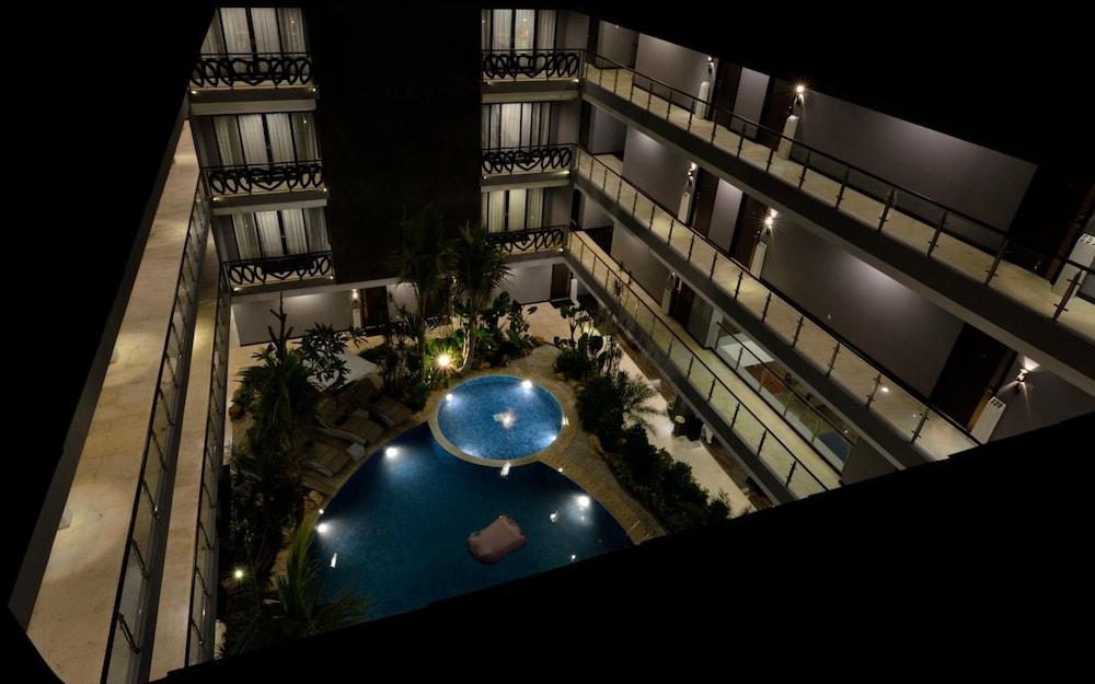 Amaroossa Suite Bali Nusa Dua  Eksteriør bilde